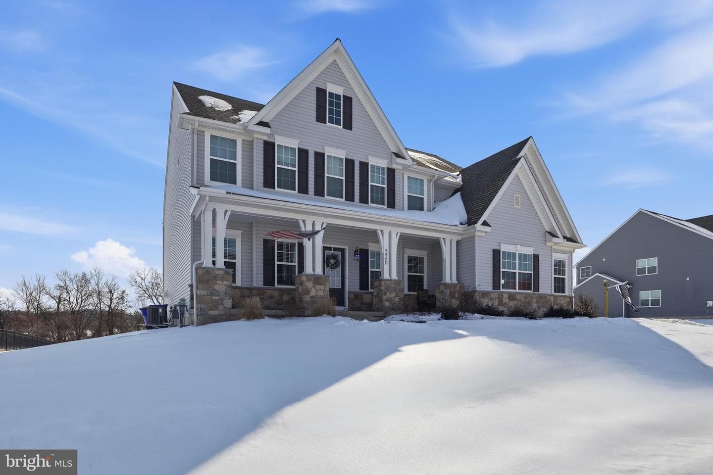 520 Darrow Road, York