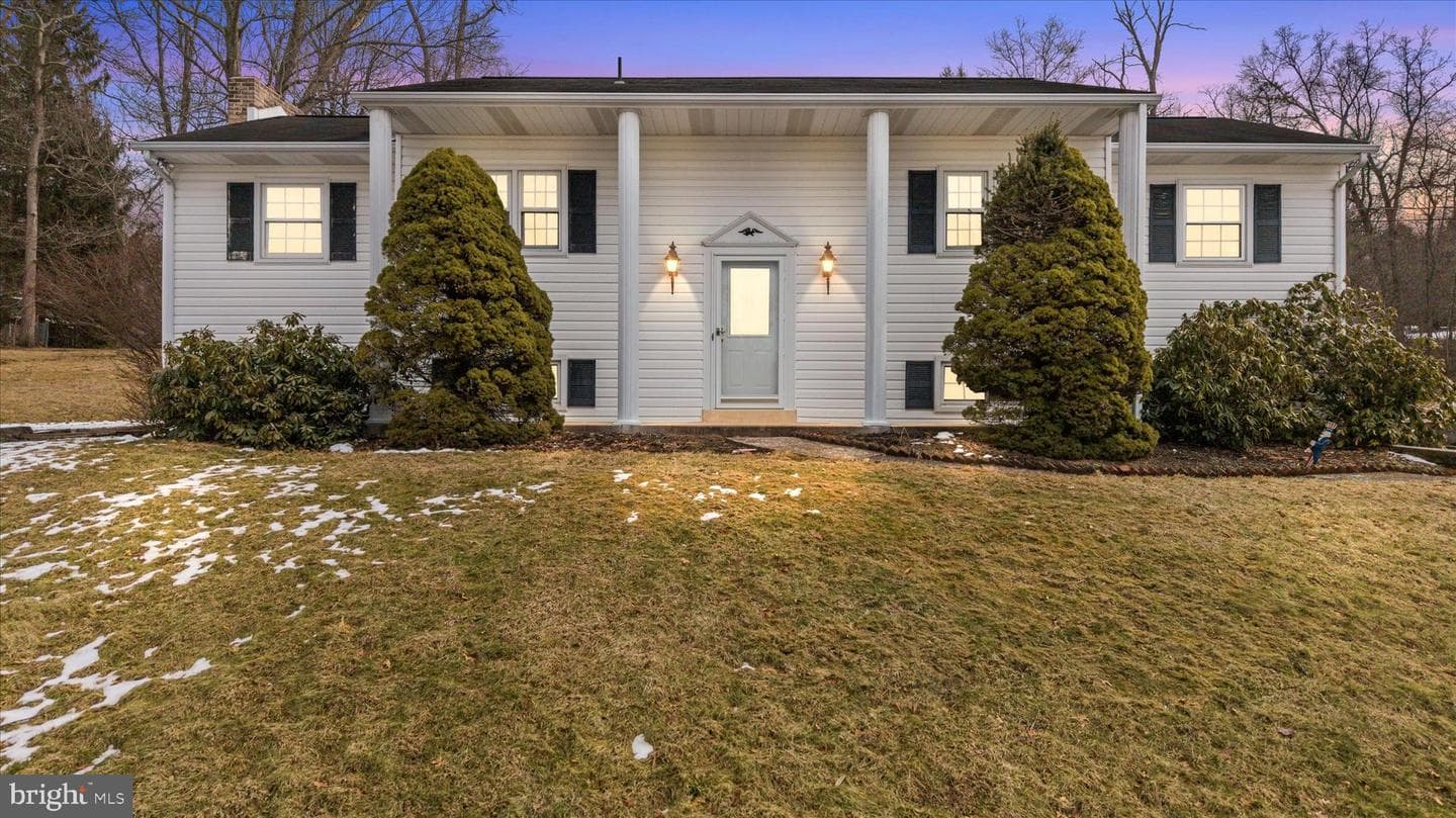 722 Heck Hill Road photo 1