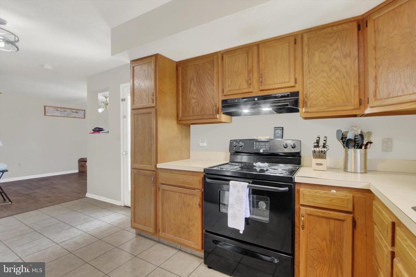 3332 Glen Hollow Drive photo 8