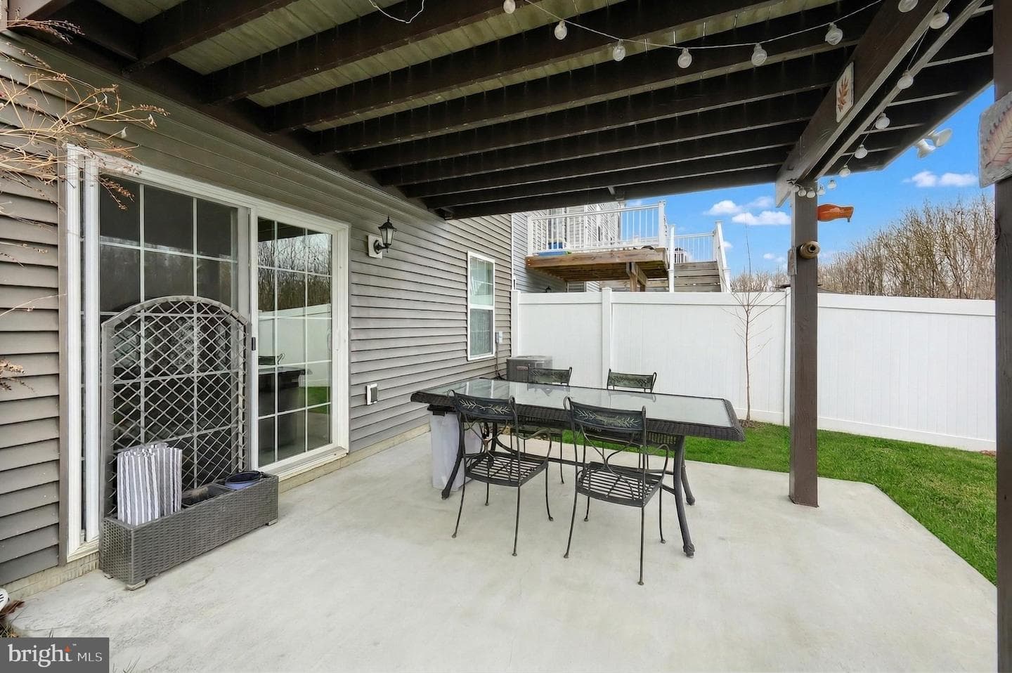 517 Charles Avenue photo 31