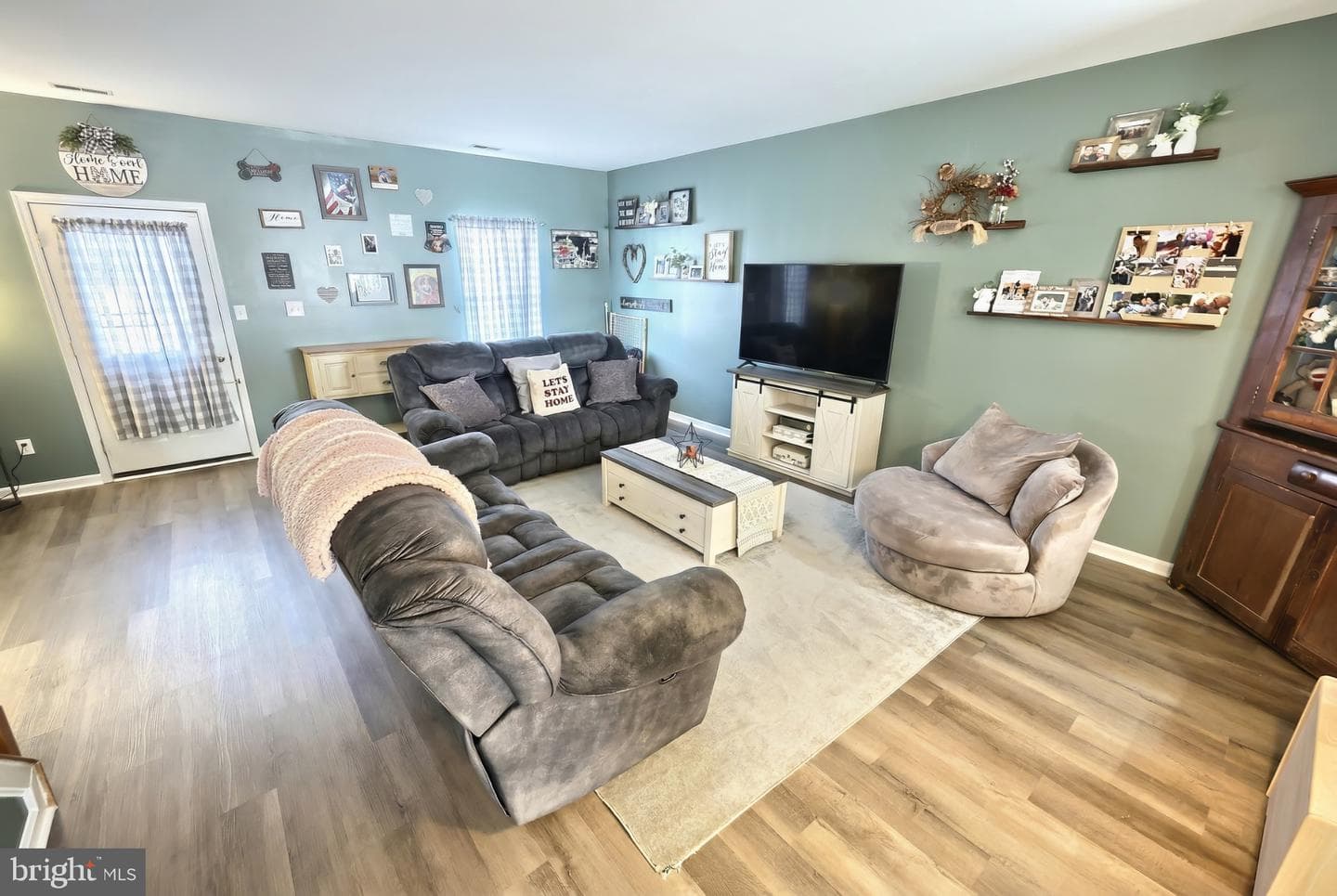 712 Spencer Drive photo 10