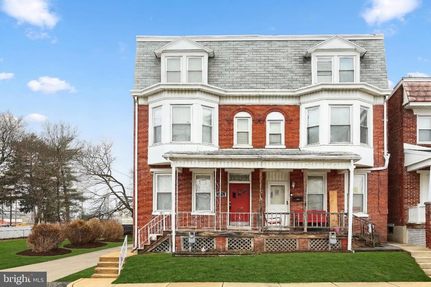 213 Parkway Boulevard photo 3