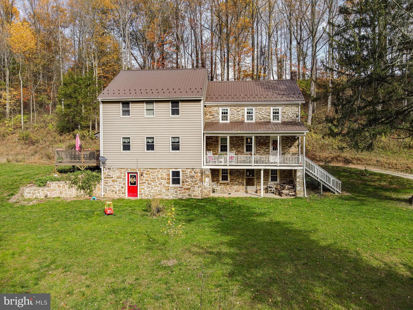 988 Kratz Road photo 5