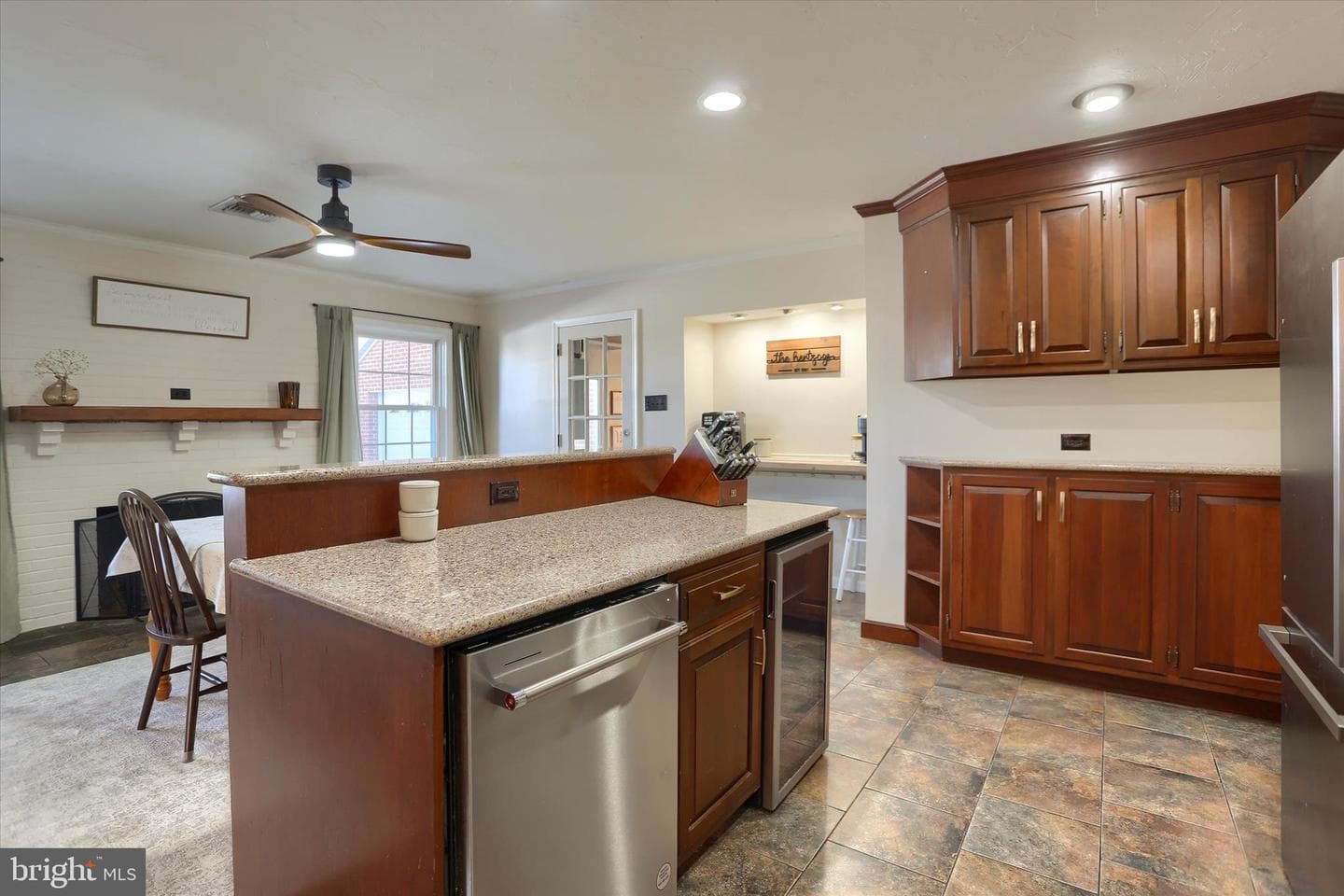 1465 Chapel Drive photo 21