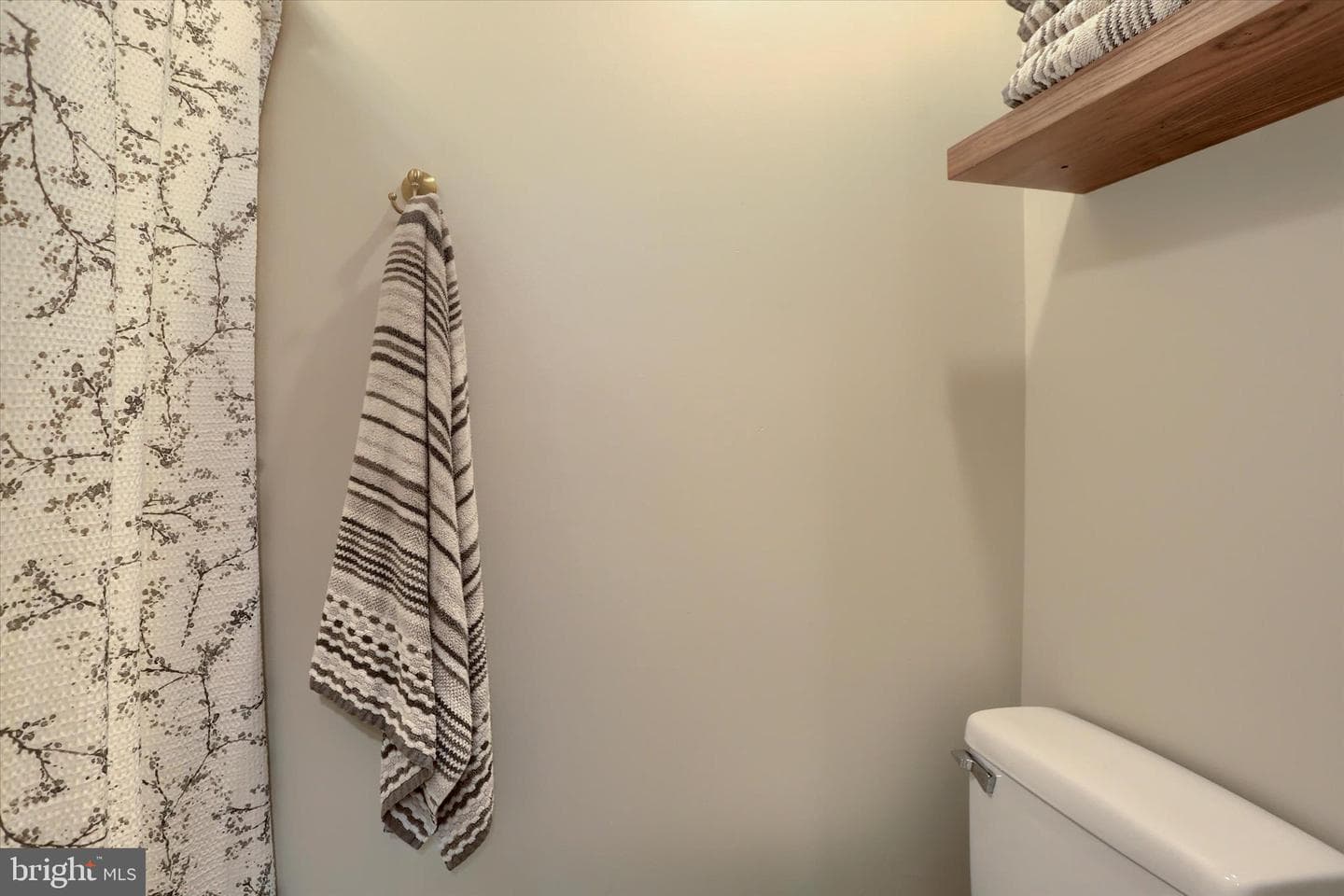 1465 Chapel Drive photo 29
