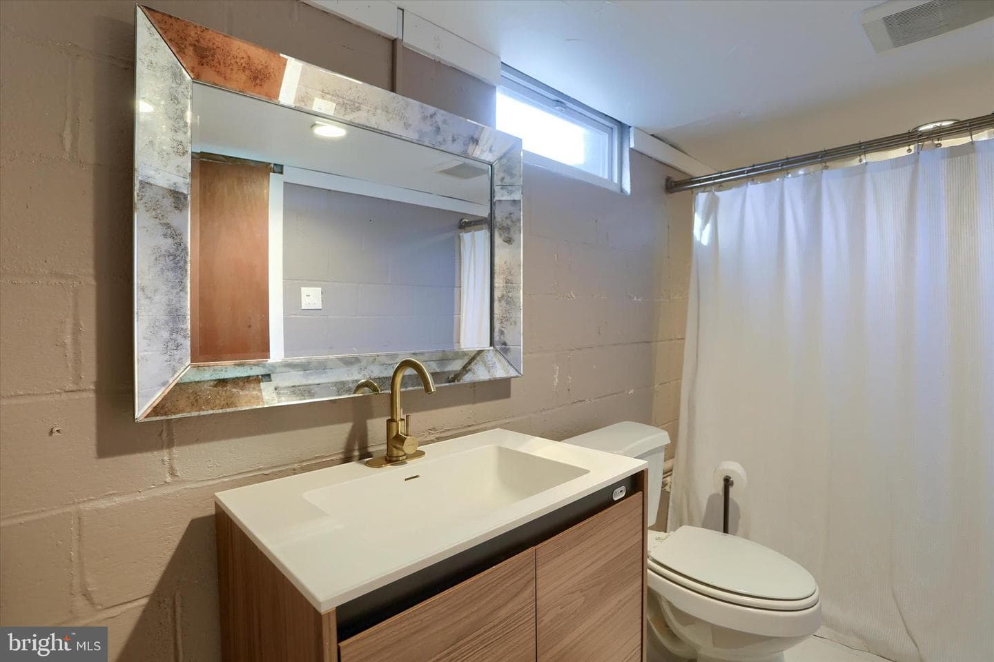1465 Chapel Drive photo 46