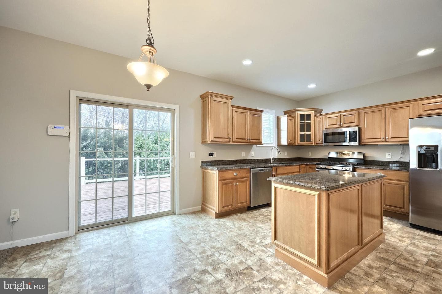 2760 Primrose Lane N photo 24