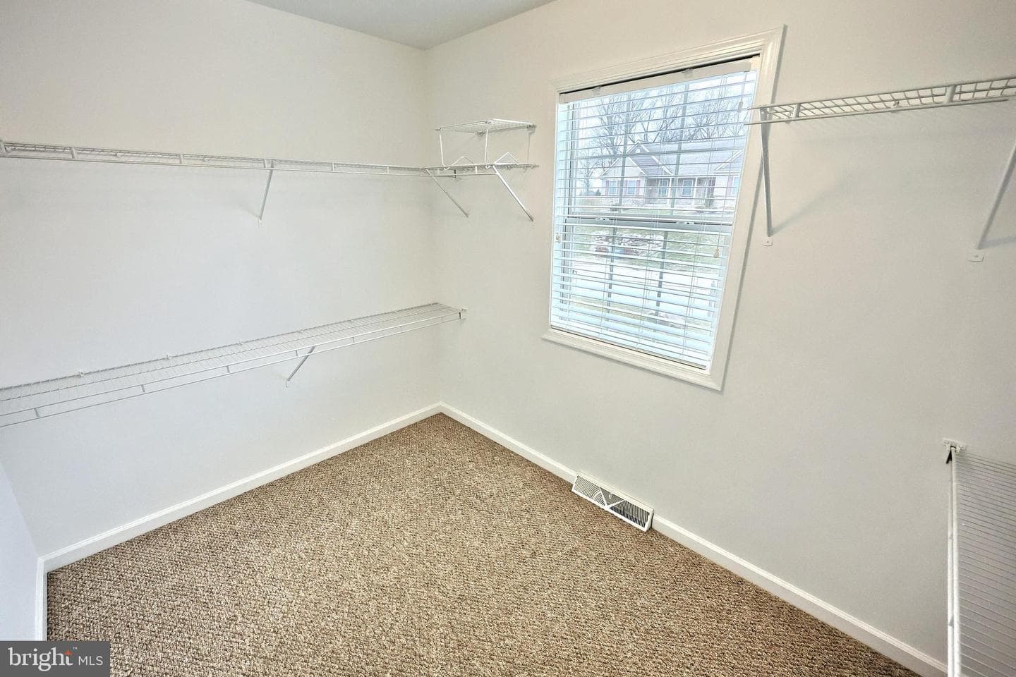 2760 Primrose Lane N photo 39