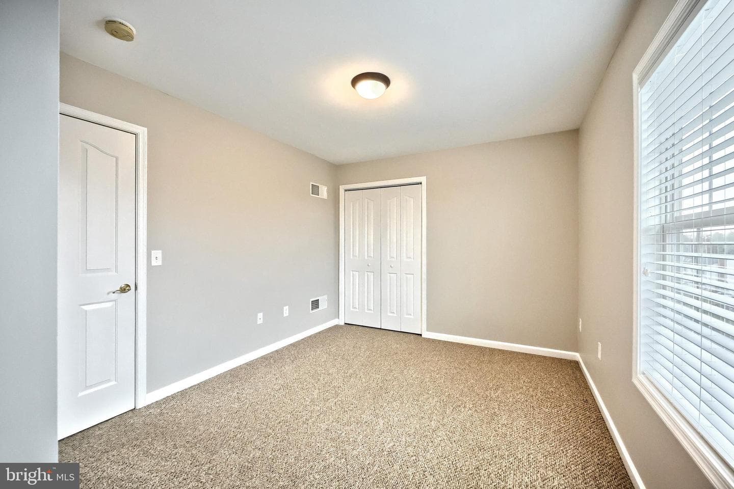 2760 Primrose Lane N photo 41