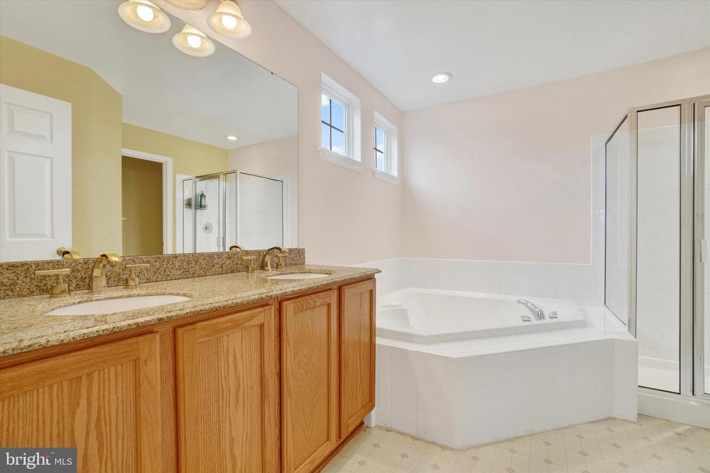 1366 Aster Drive photo 16