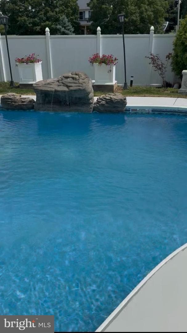1366 Aster Drive photo 28