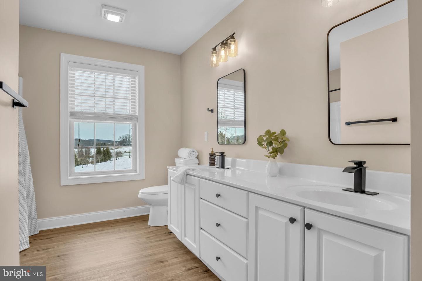 100 Deerfield Court photo 15