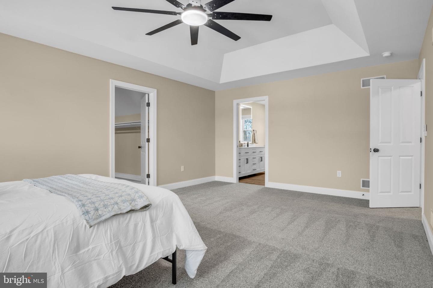 100 Deerfield Court photo 20