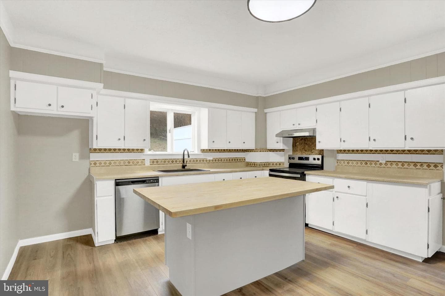 116 Hanover Street photo 21