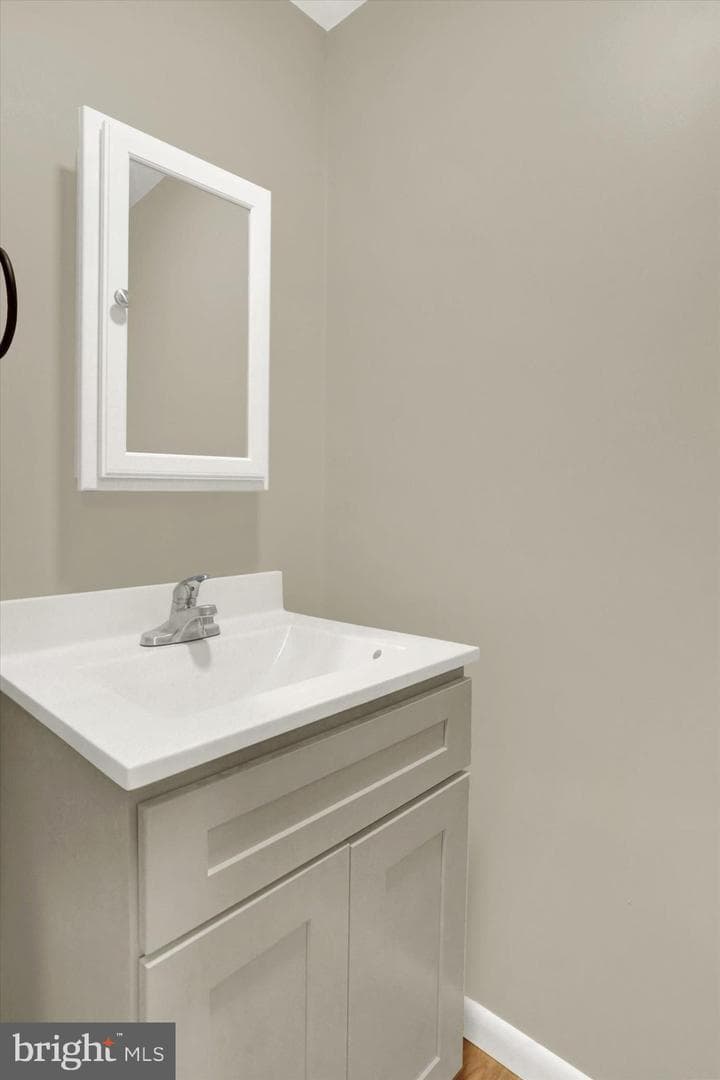 116 Hanover Street photo 26