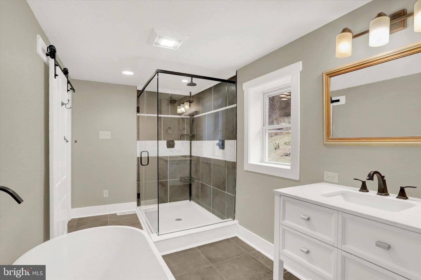 116 Hanover Street photo 29