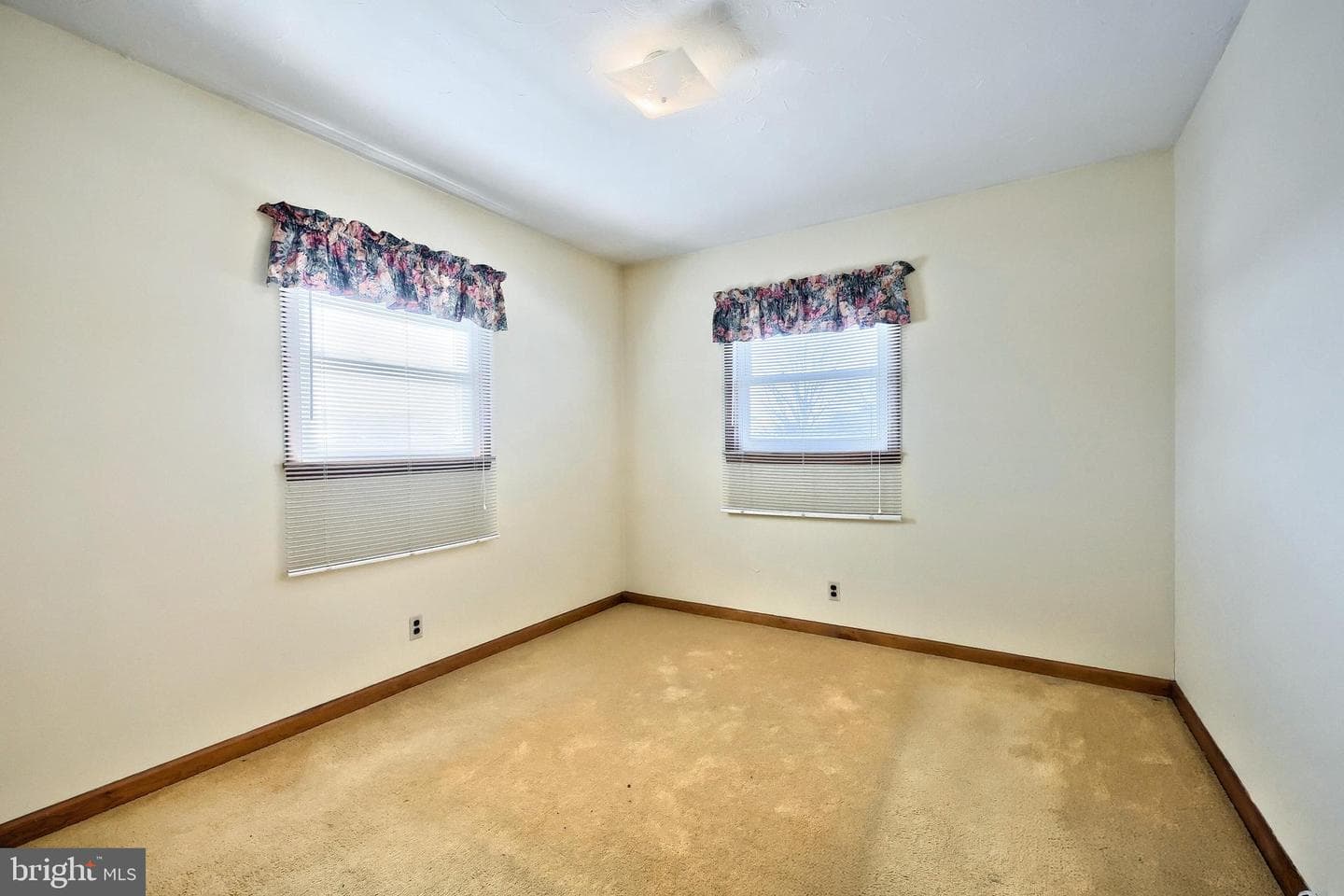 525 Bahns Mill Road photo 19