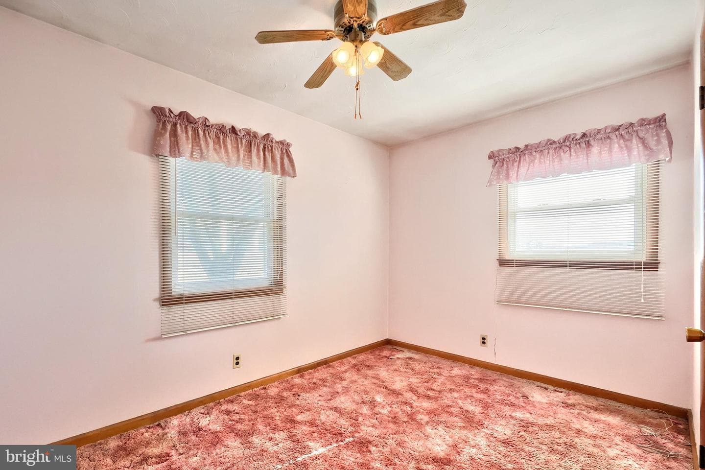 525 Bahns Mill Road photo 21