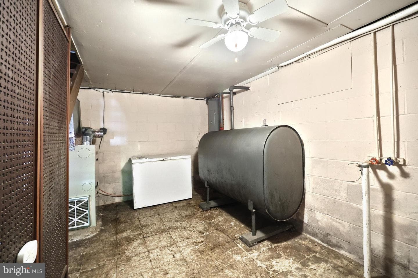 525 Bahns Mill Road photo 23