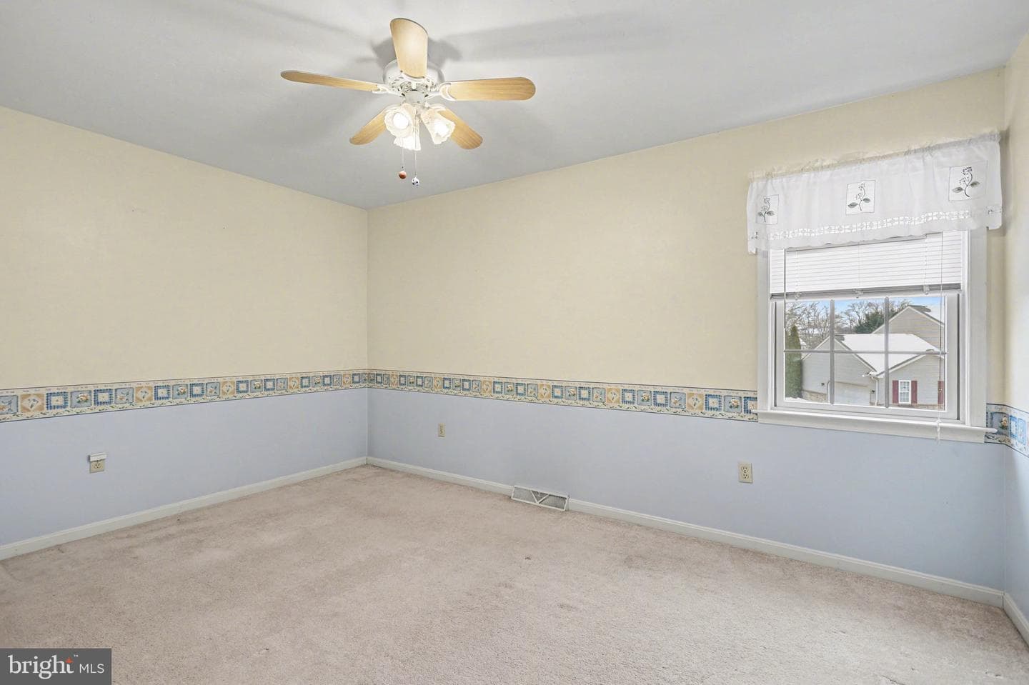 107 Summer House Lane photo 24