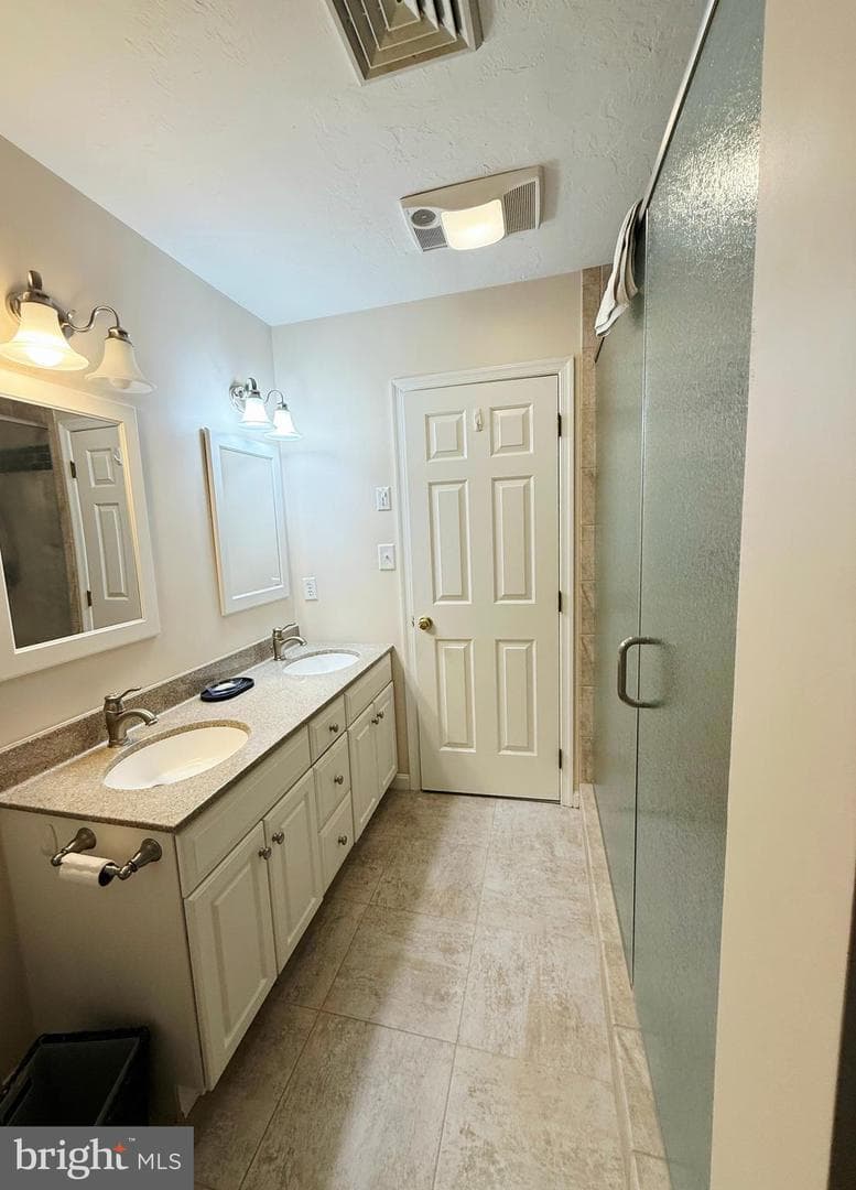 1383 Wellington Drive #b2 photo 19