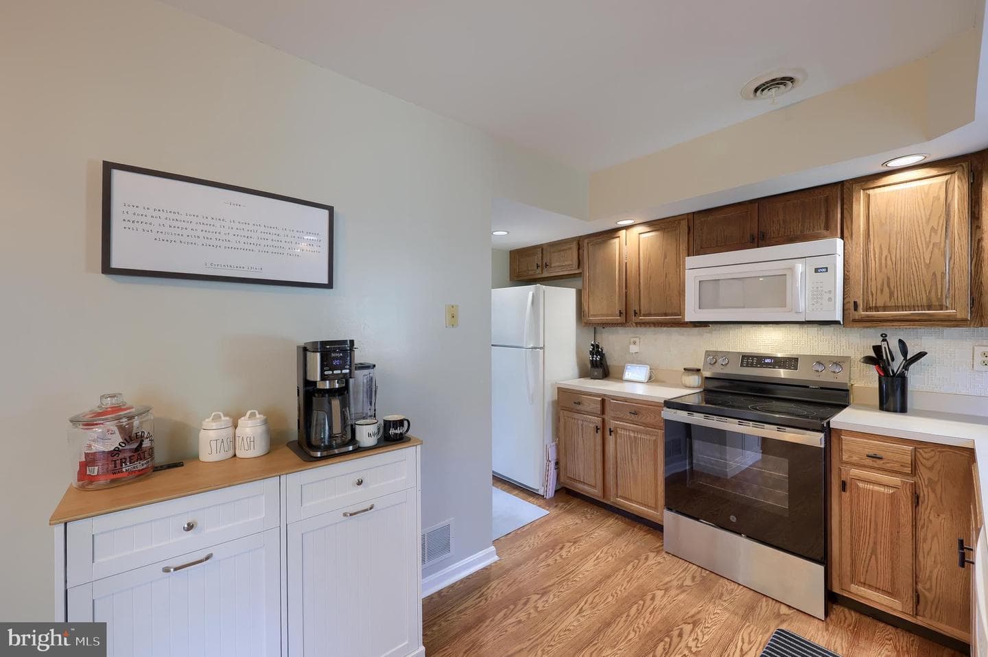 1202 Skyview Drive #1202 photo 8