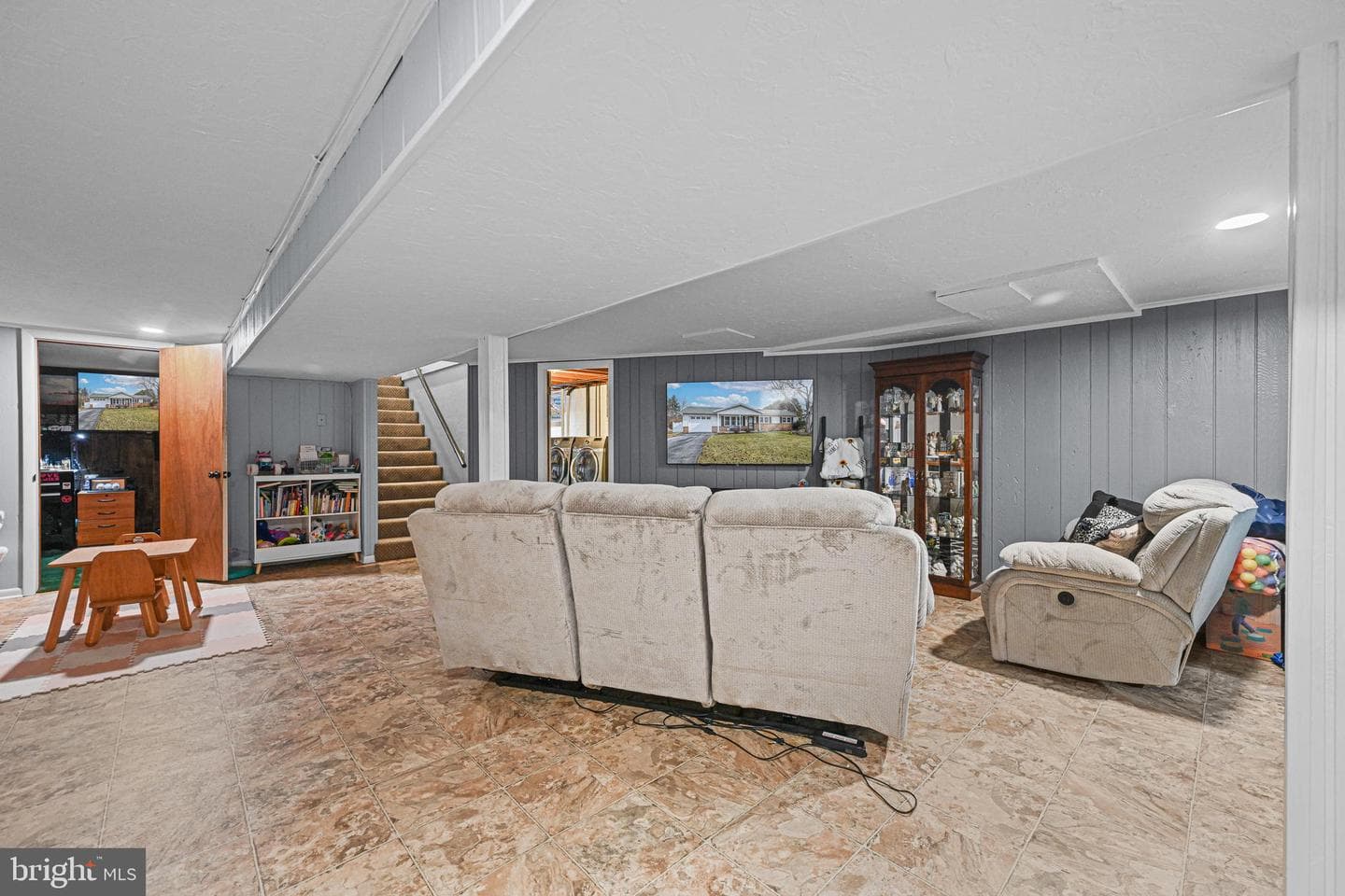 3541 Village Road photo 21