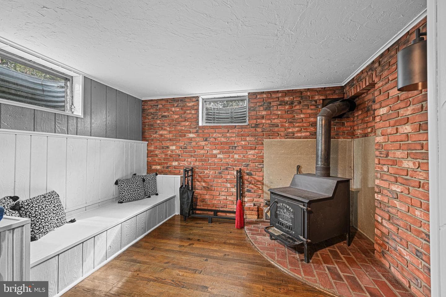3541 Village Road photo 22