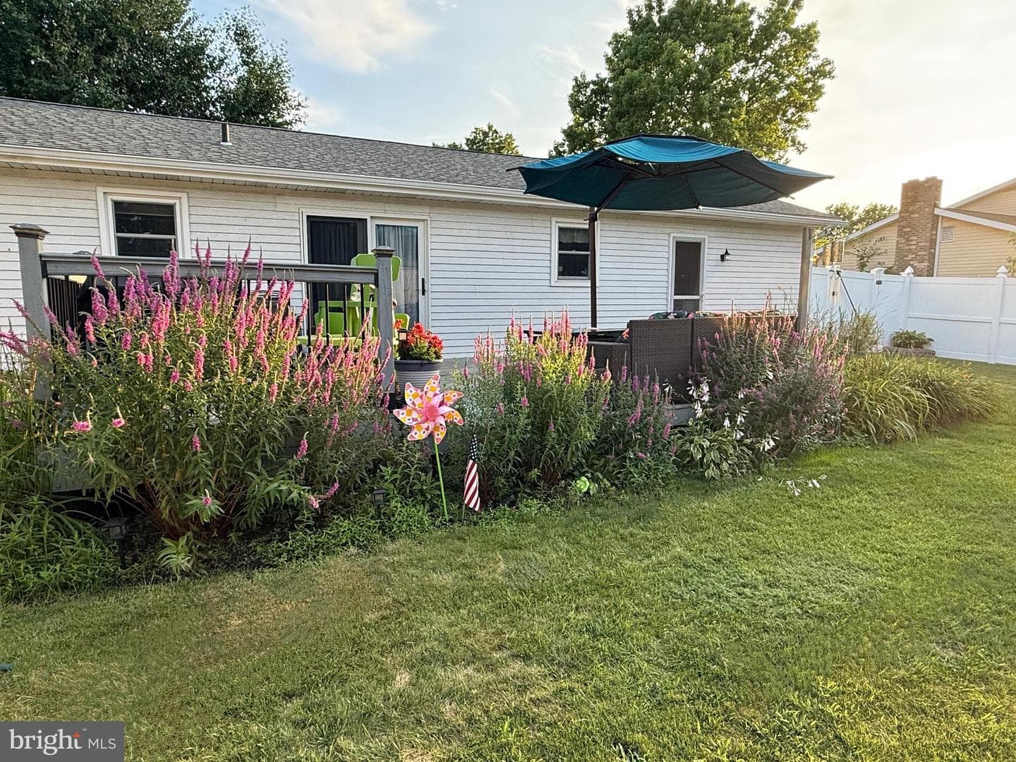 3541 Village Road photo 31