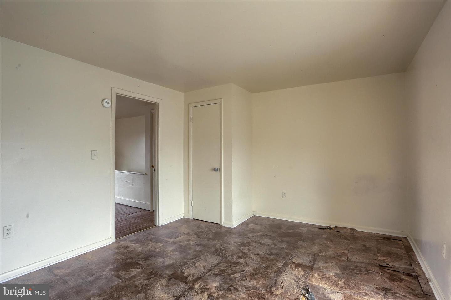 925 W College Avenue photo 24
