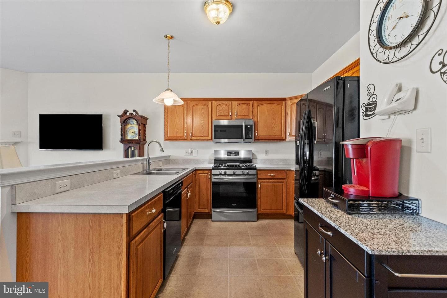 3598 Kortni Drive photo 4