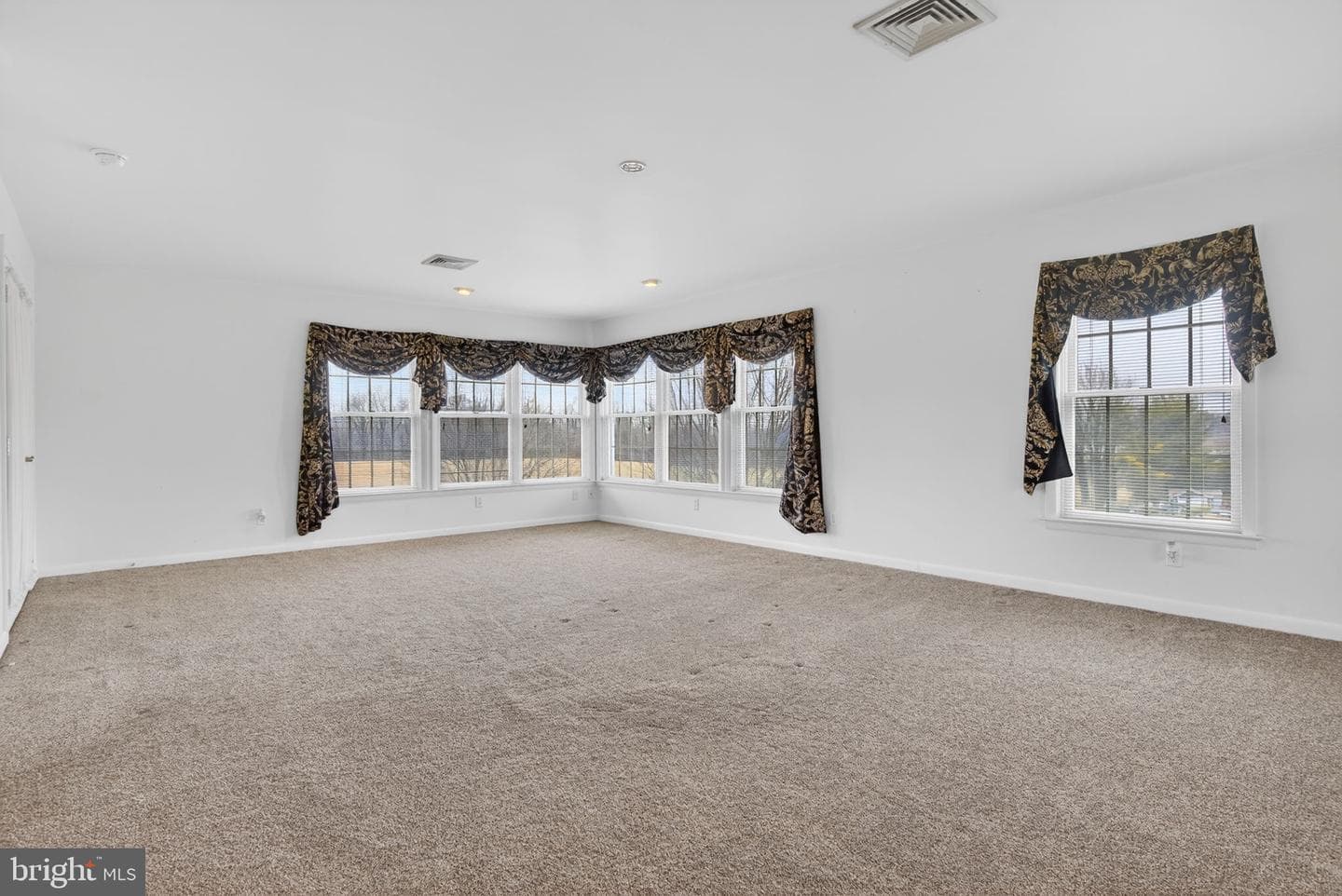 150 Yoe Drive photo 29