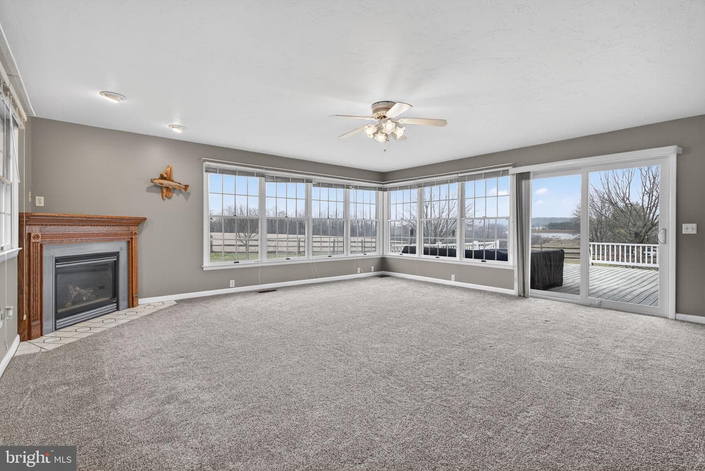 150 Yoe Drive photo 9