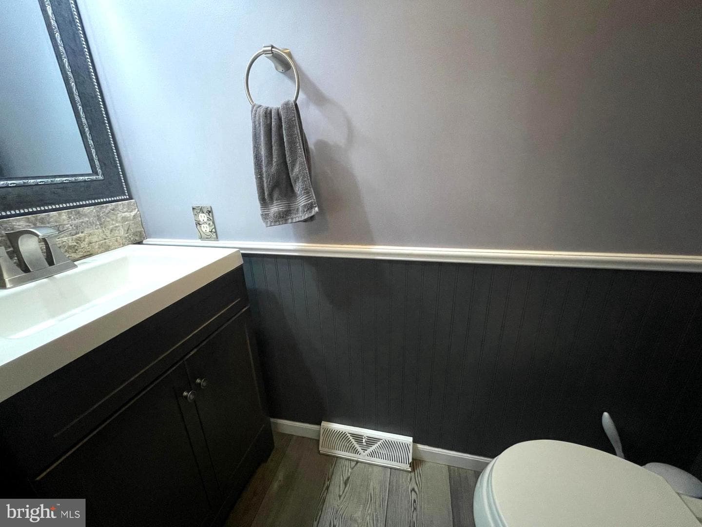 190 Biglar Court photo 10