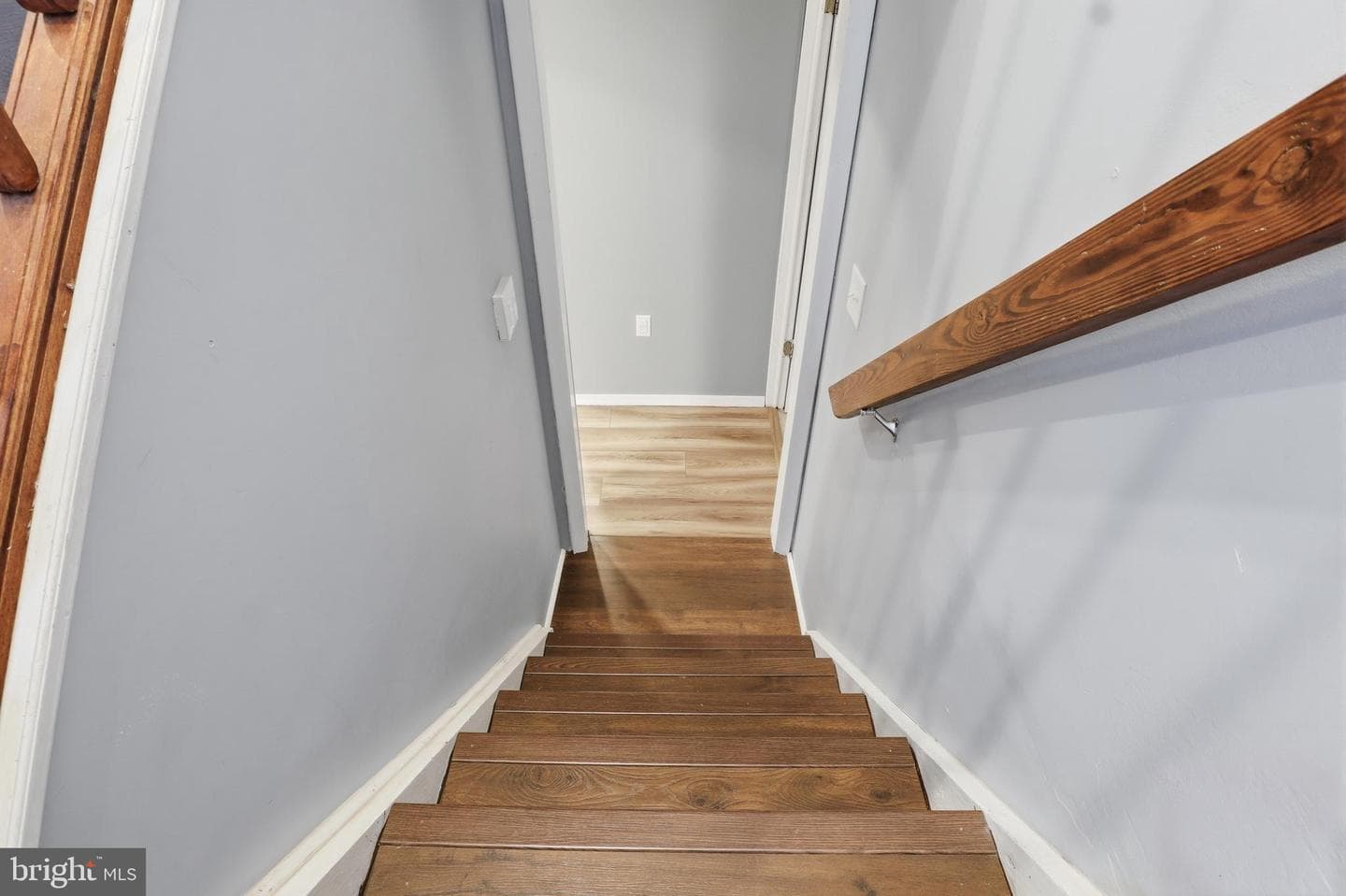 107 Maplewood Drive photo 24