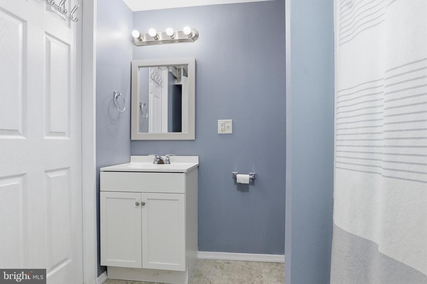 107 Maplewood Drive photo 33