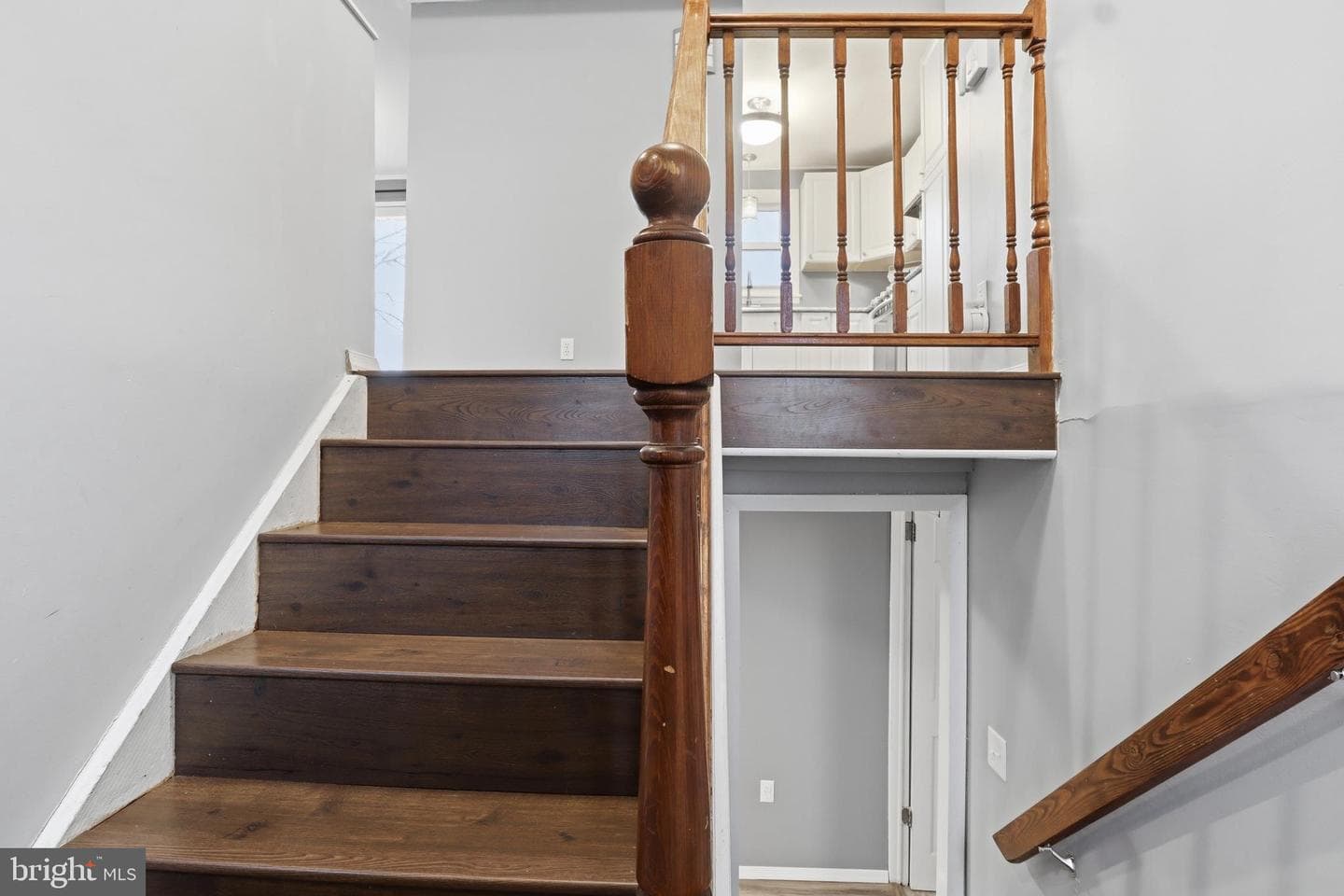 107 Maplewood Drive photo 4