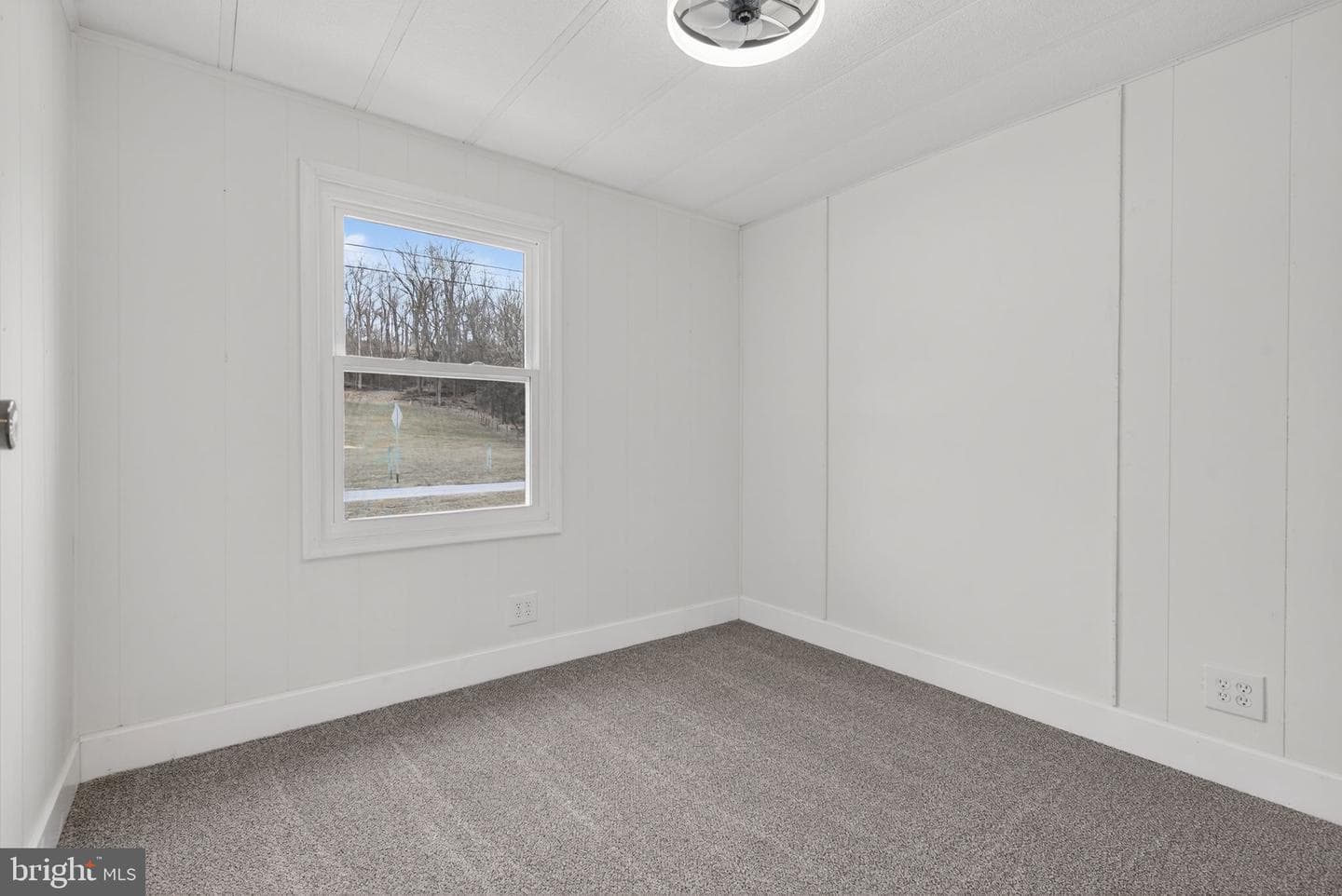 4918 Pleasant Valley Road photo 22