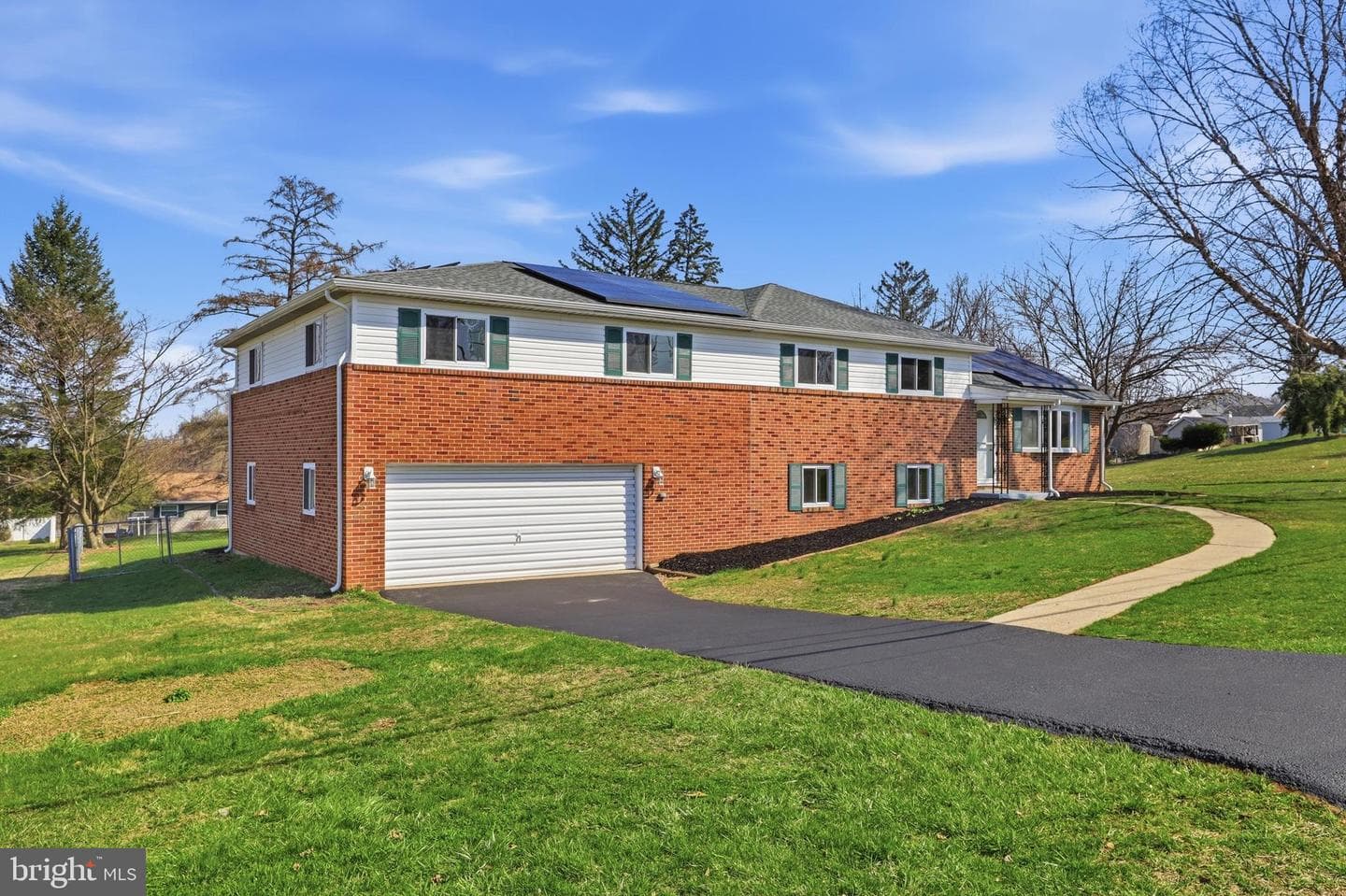 2893 Sunset Drive photo 3