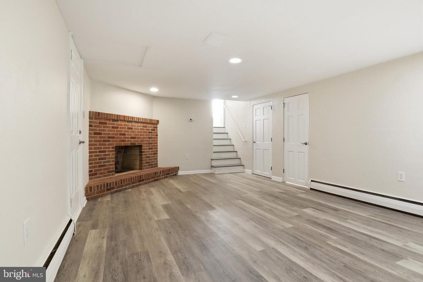 2893 Sunset Drive photo 32