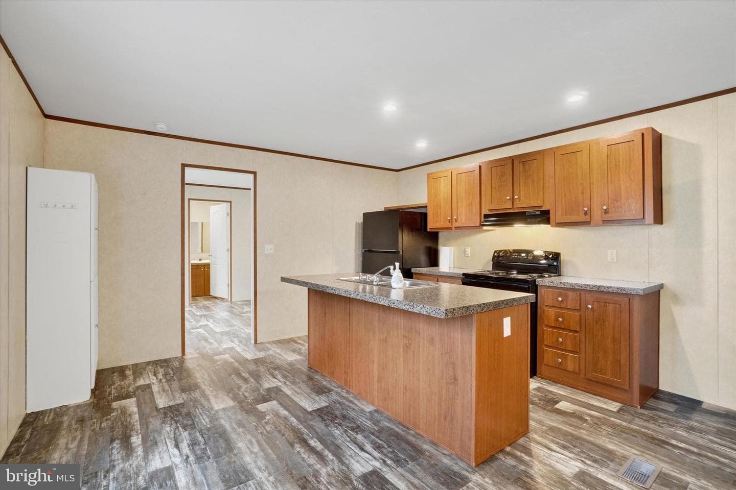 304 Brooklyn Drive photo 5