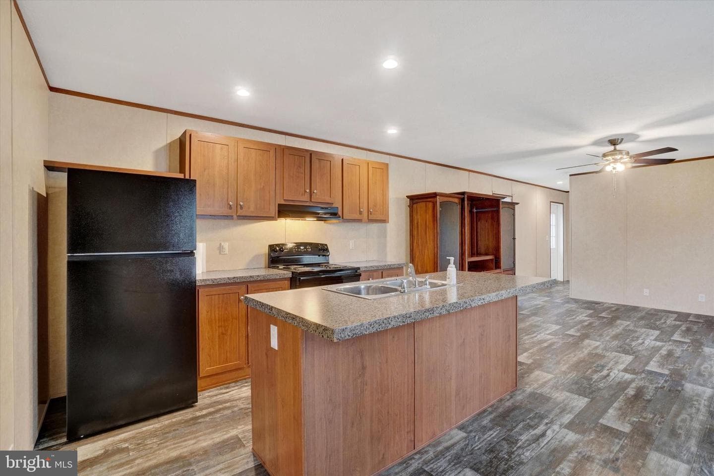 304 Brooklyn Drive photo 7