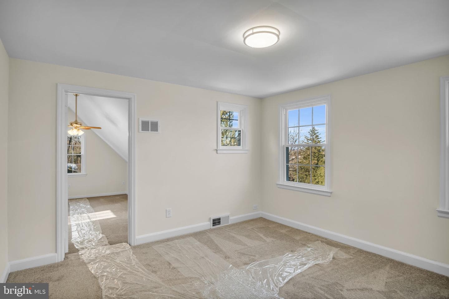 1059 Hillside Drive photo 22