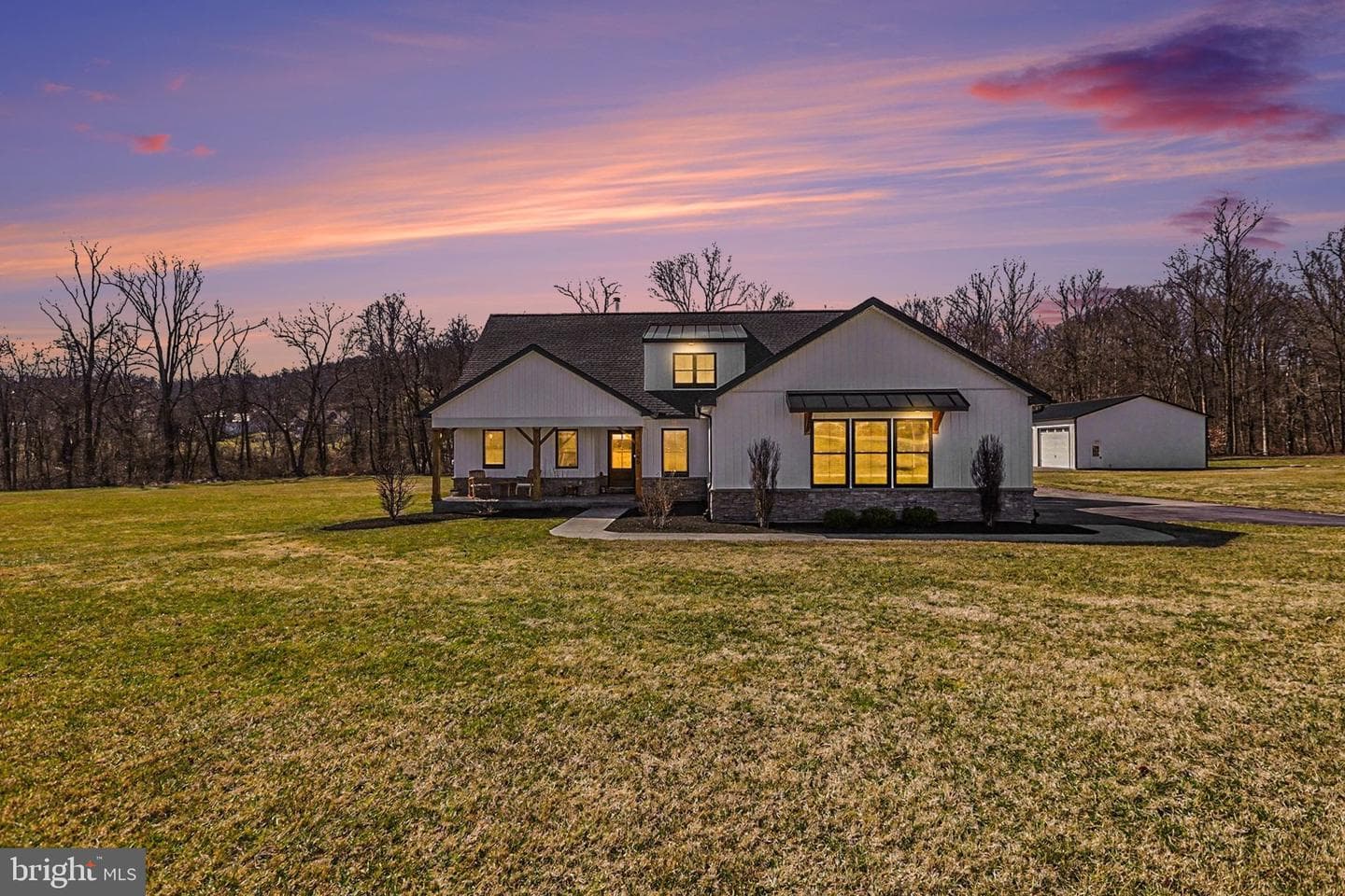 545 Pleasant View Road photo 2