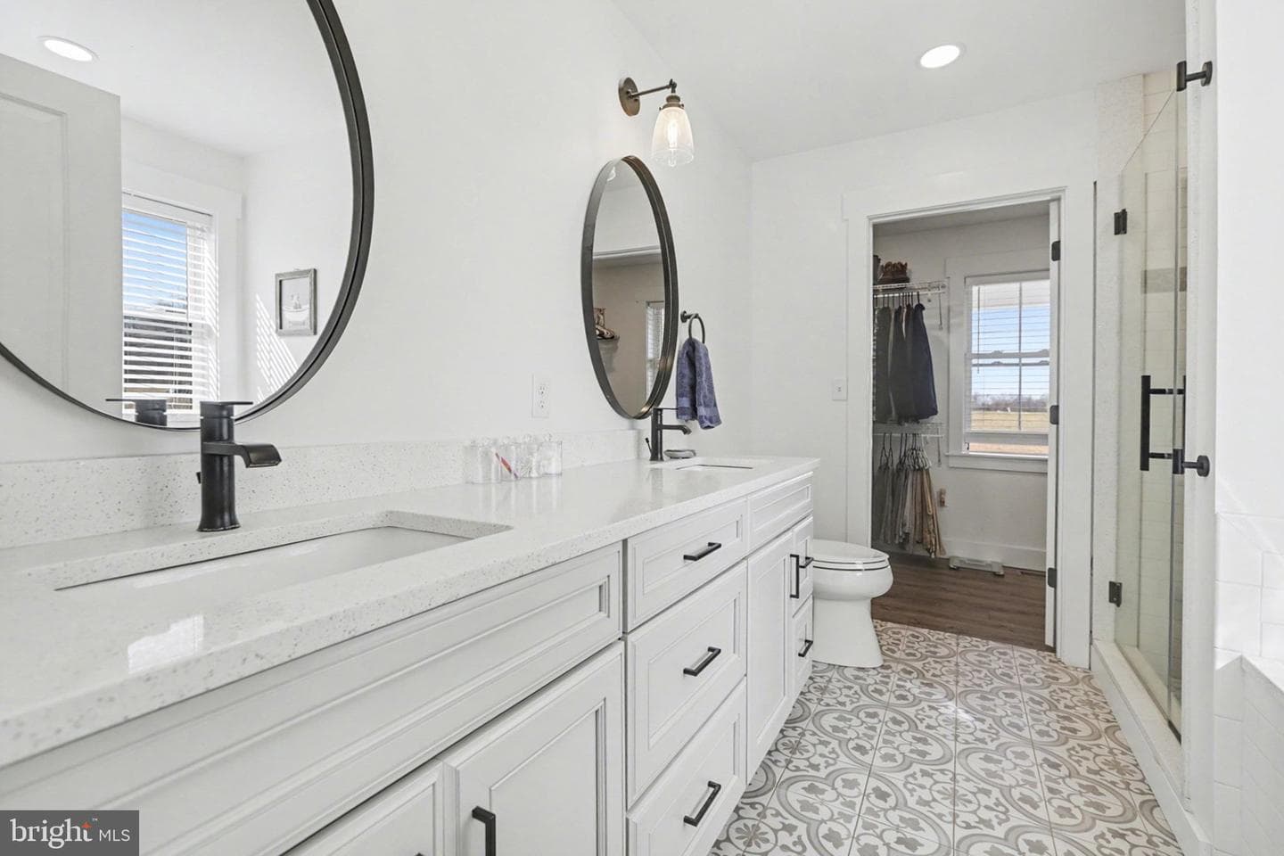 545 Pleasant View Road photo 22