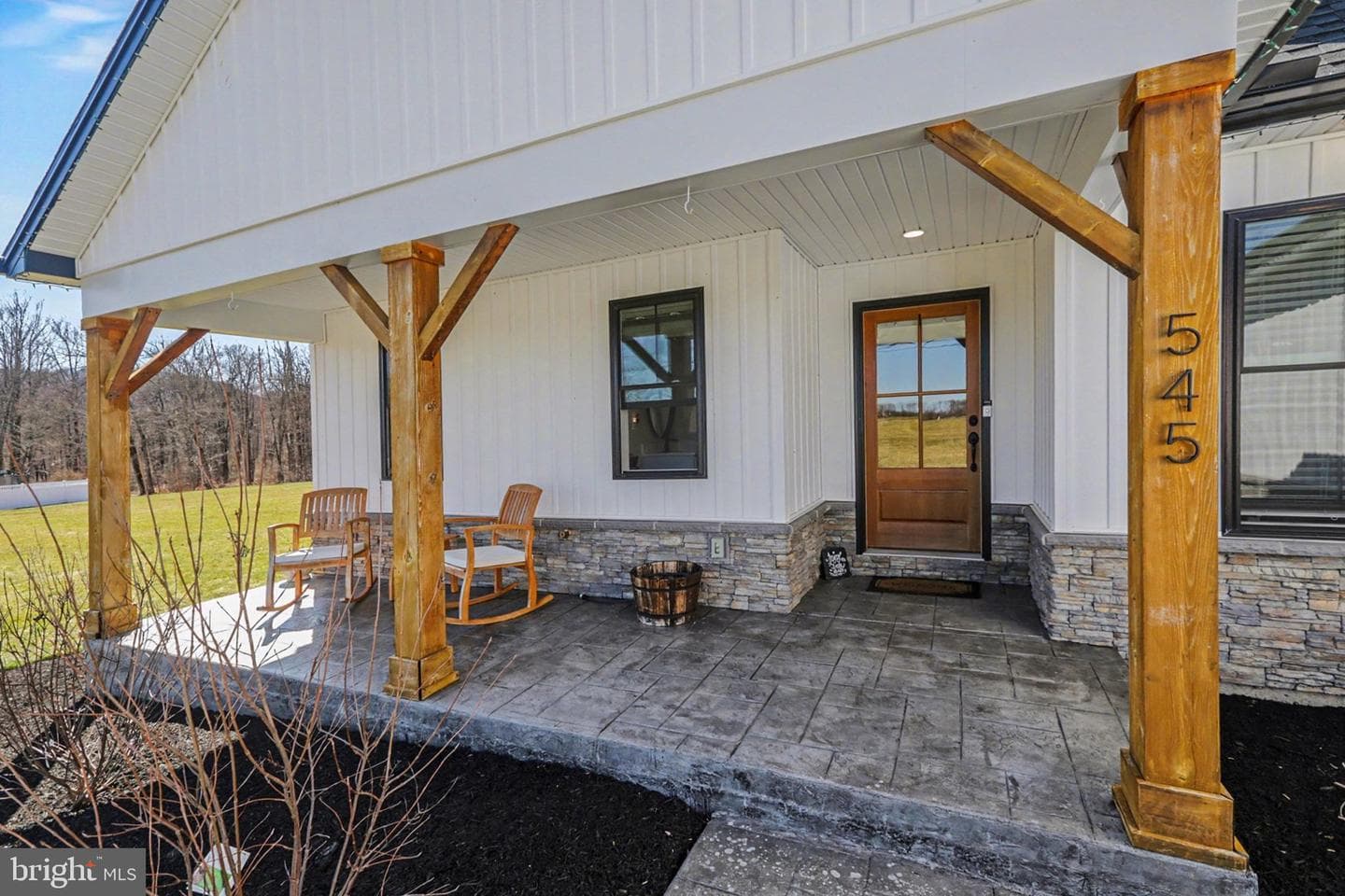 545 Pleasant View Road photo 3