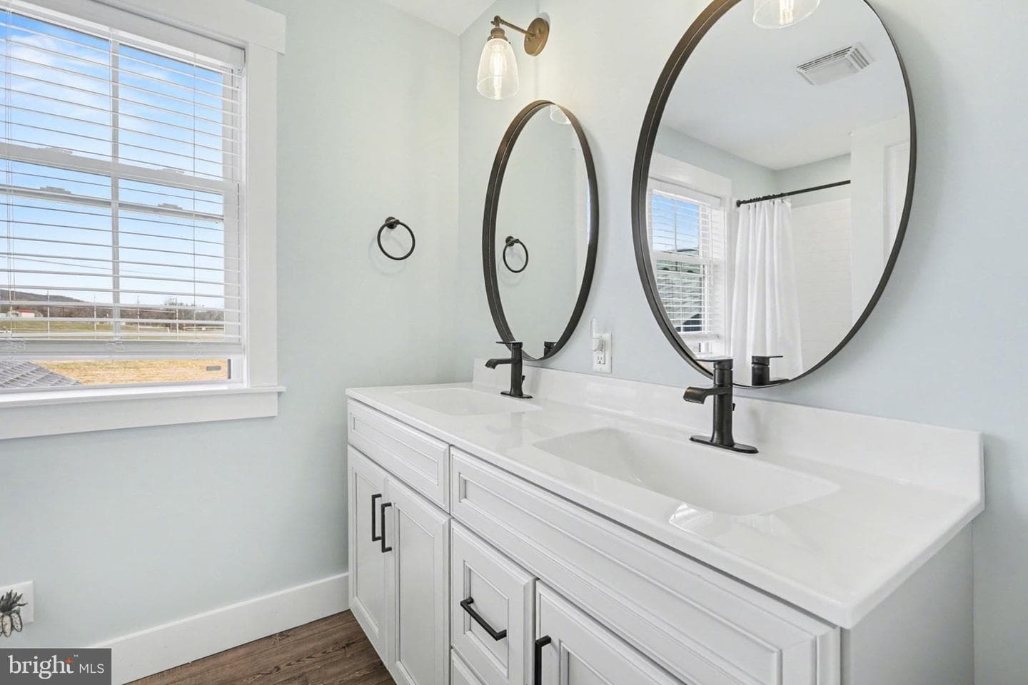 545 Pleasant View Road photo 31