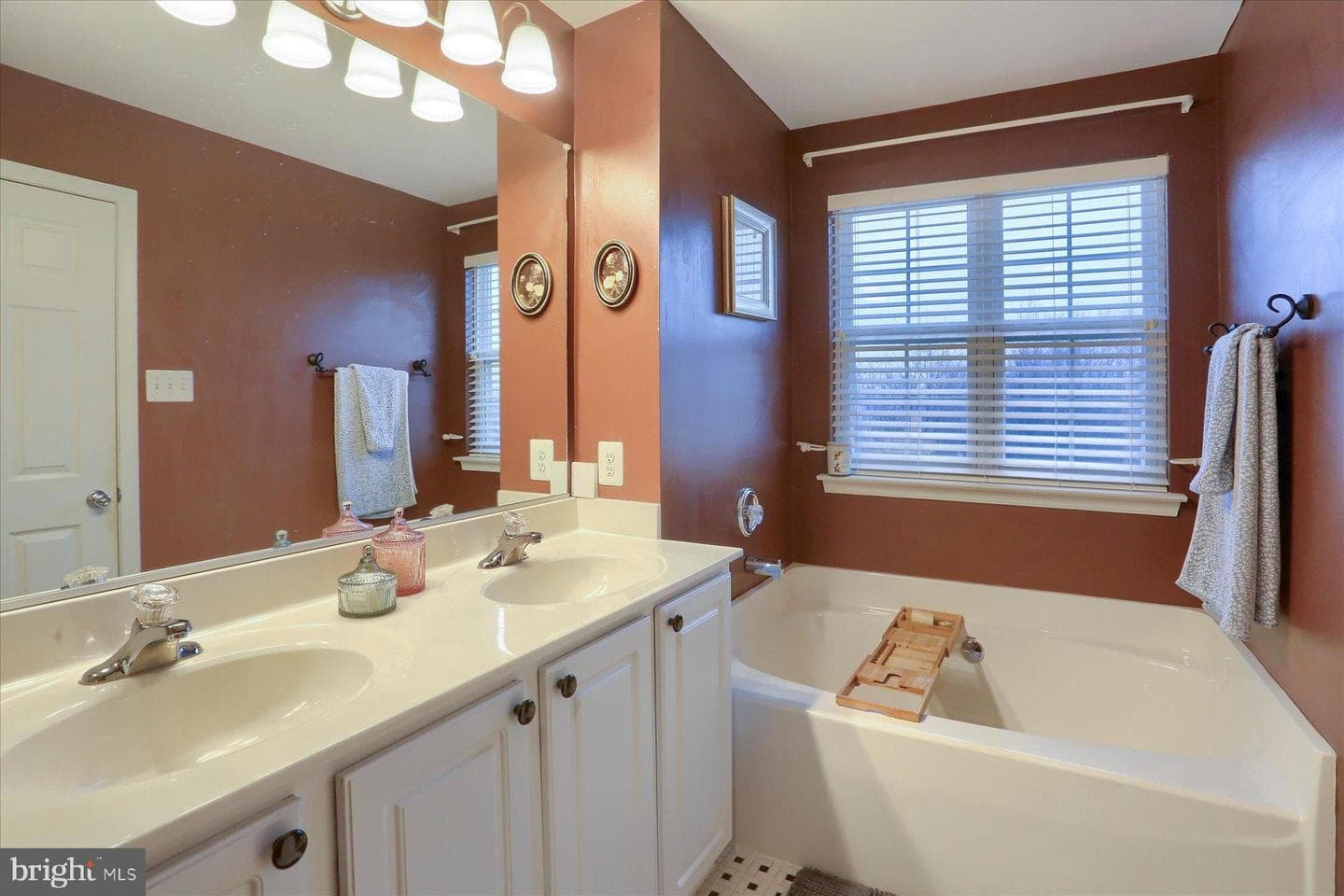 1435 Wanda Drive photo 19