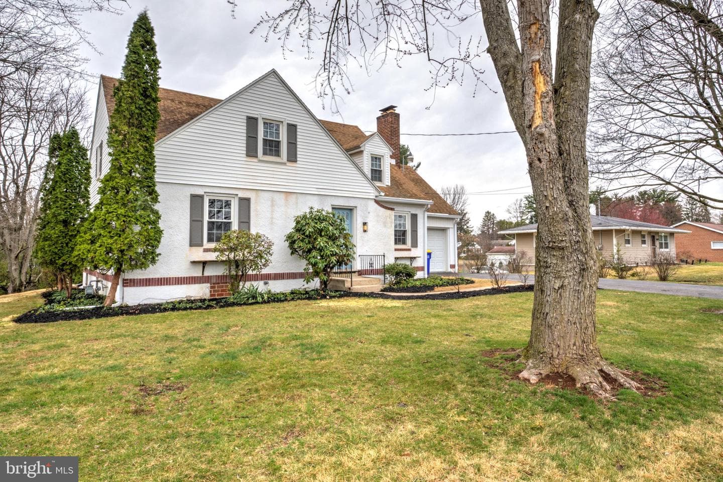 2333 Loucks Road photo 27