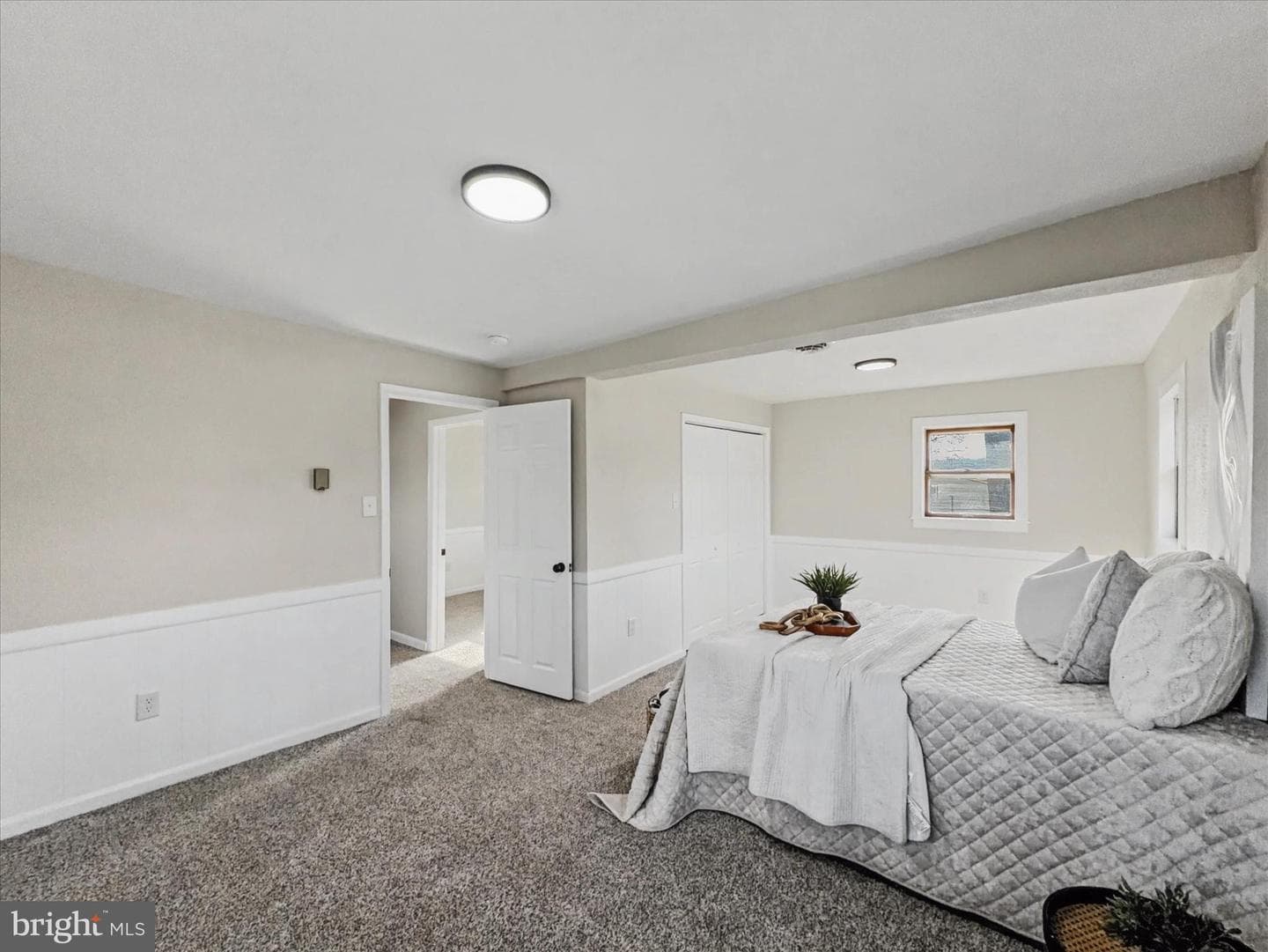303 York Road photo 20